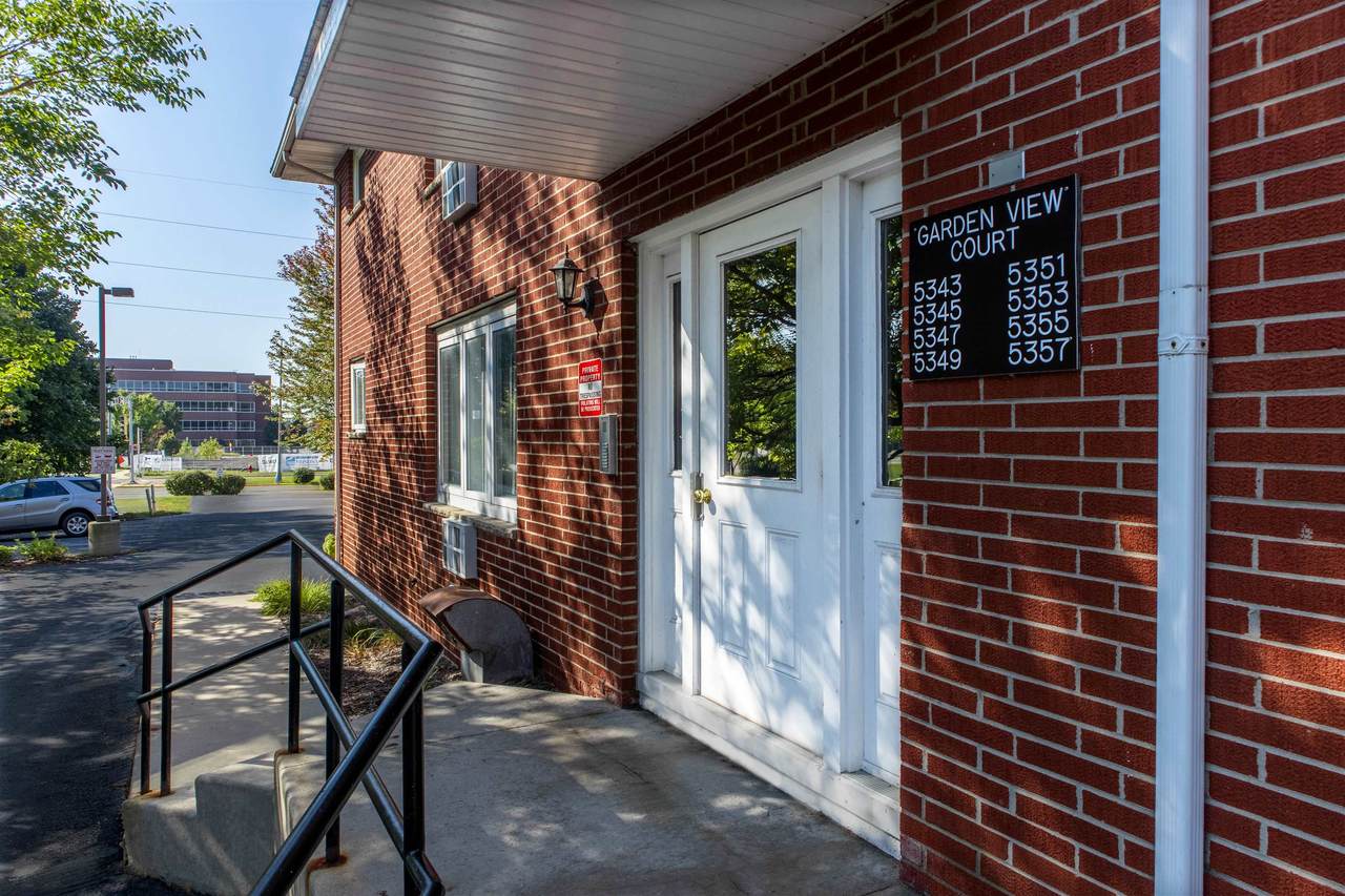 5351 Garden View Court - Photo 1