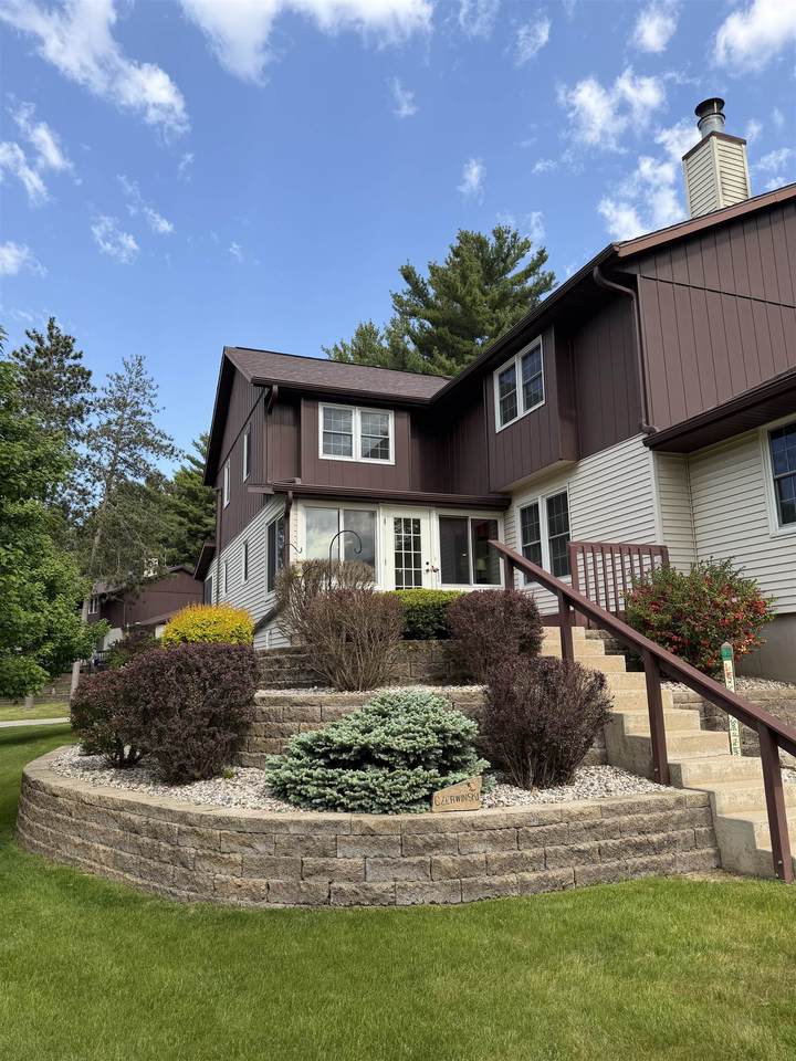 840 Saddle Ridge - Photo 1