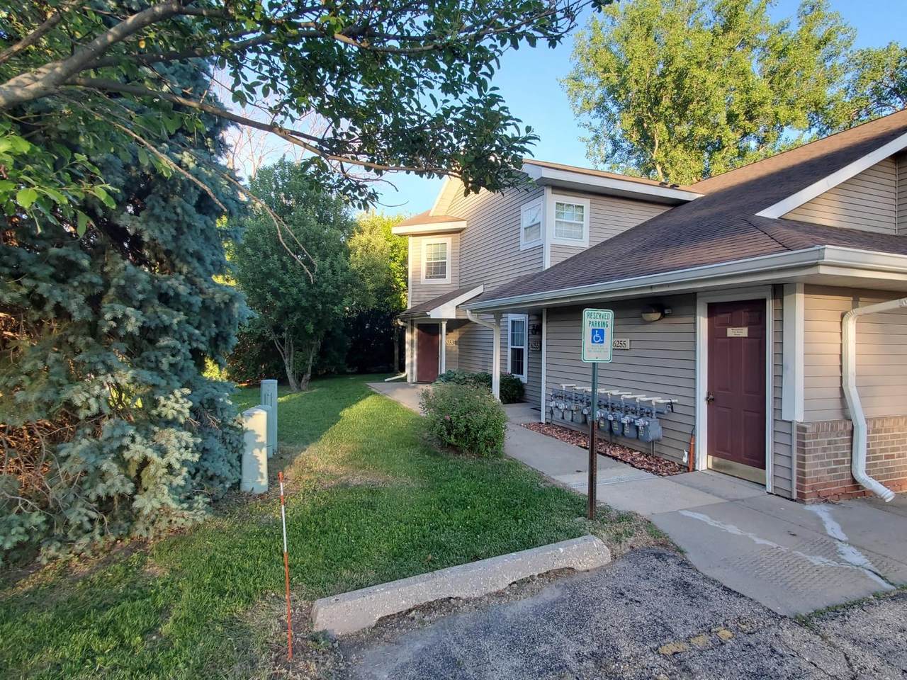 6253 Middleton Spring Drive Common - Photo 1