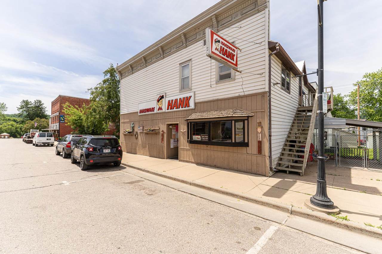 411 Main Street - Photo 1