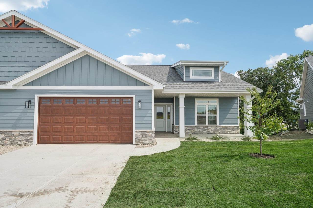 3017 Bronze Leaf Lane - Photo 1