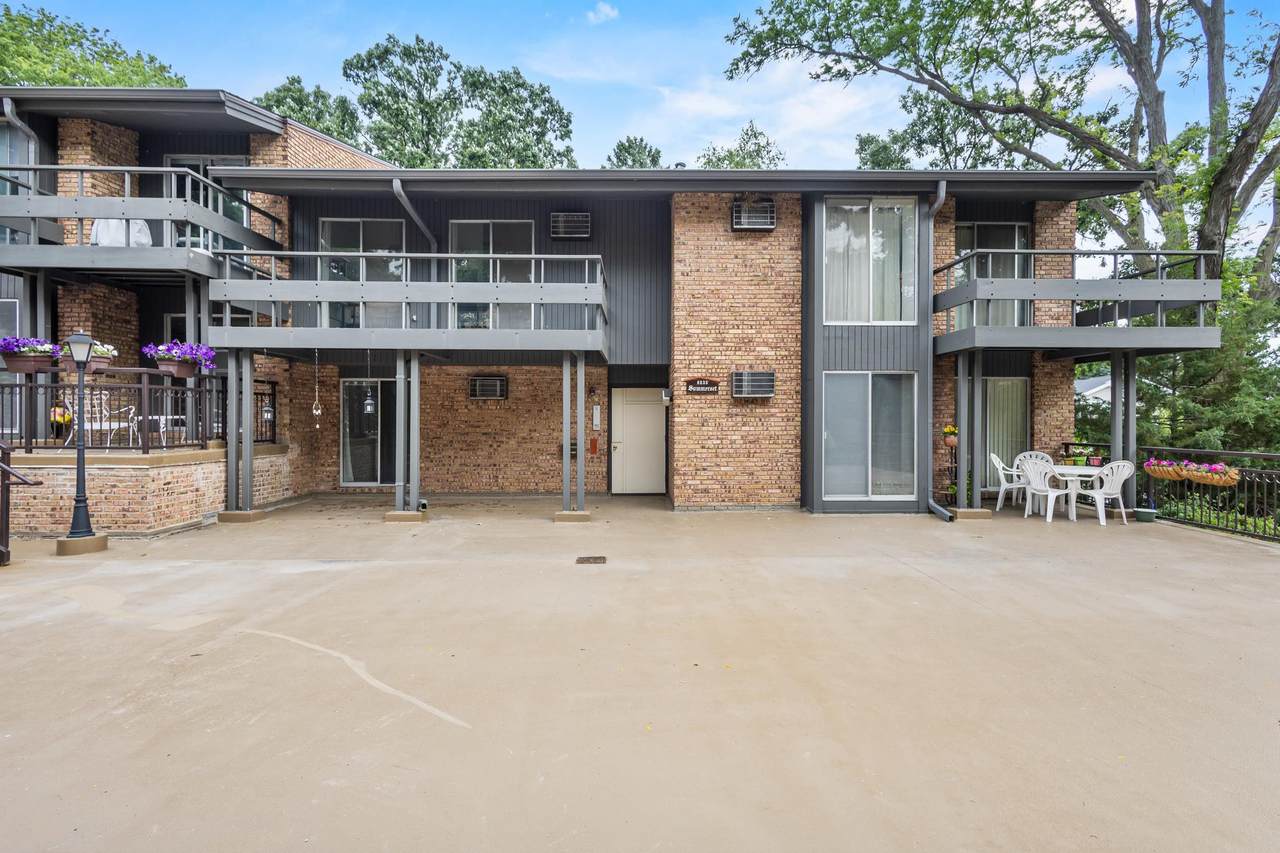 6235 Charing Cross Lane - Photo 1