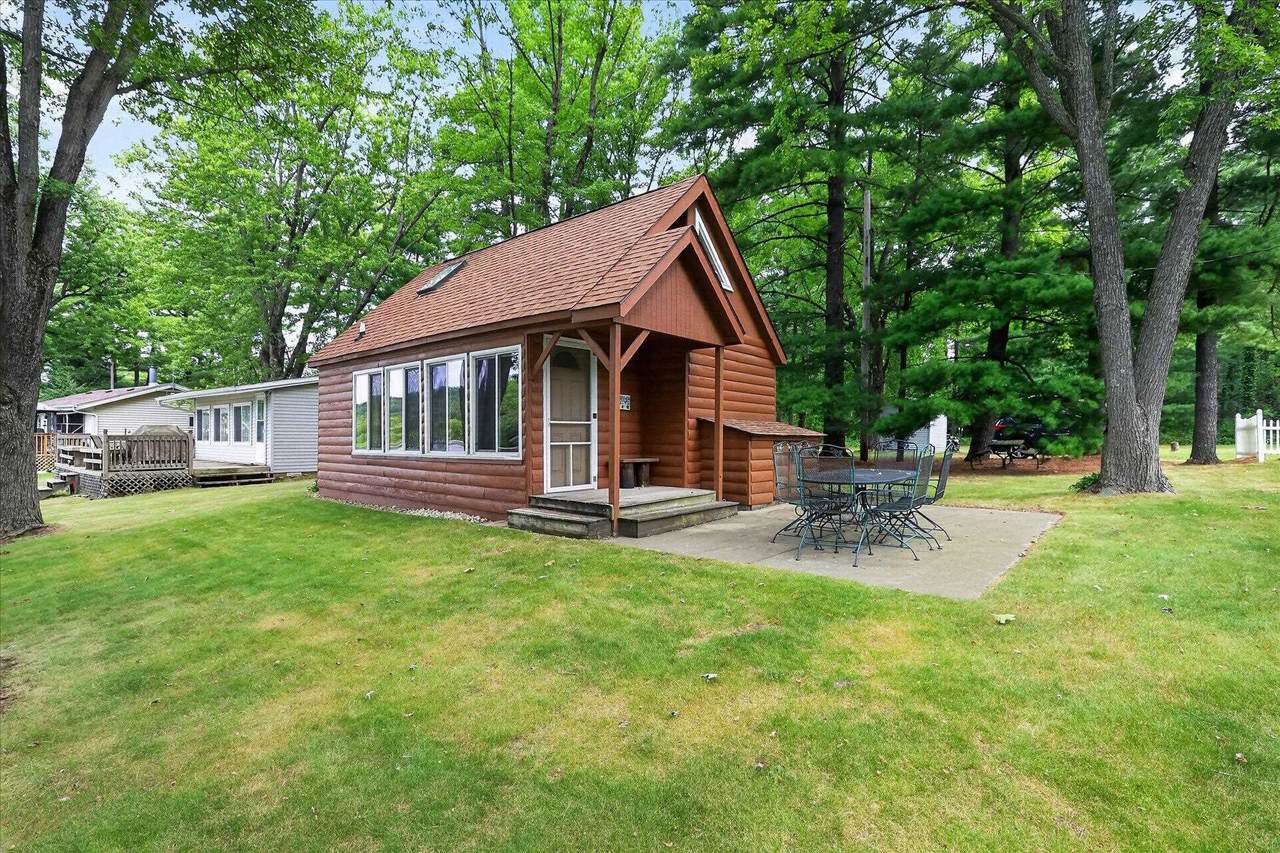 W1049 Cottage Road - Photo 1