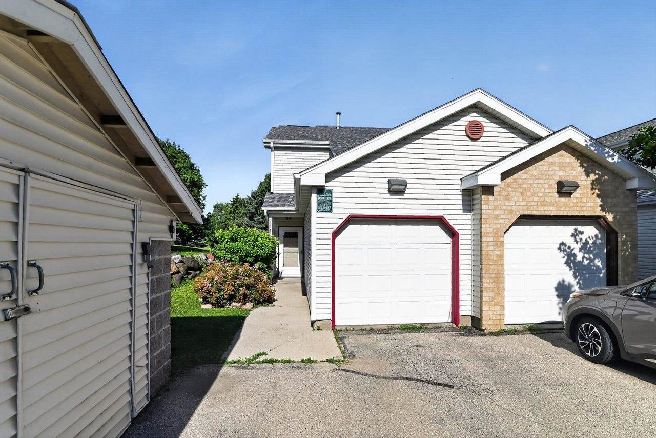 952 Rockefeller Lane - Photo 1