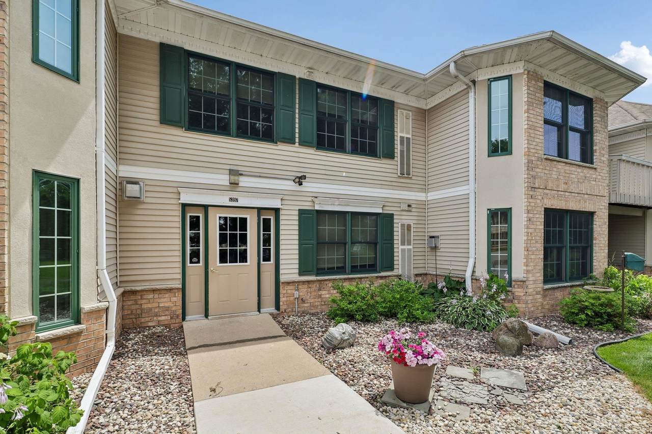 5397 Blue Bill Park Drive - Photo 1