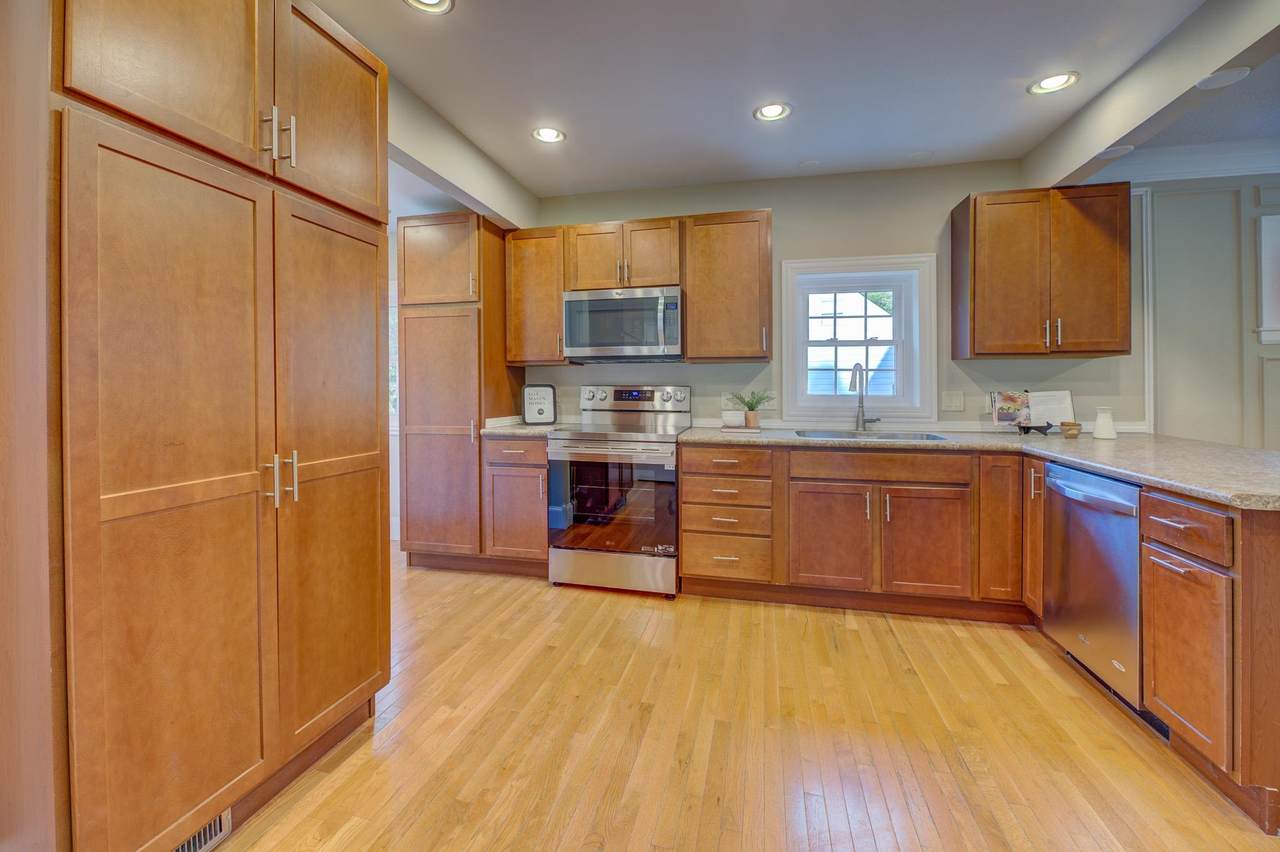 https://bt-photos.global.ssl.fastly.net/madison/1280_boomver_1_2028207-2.jpg