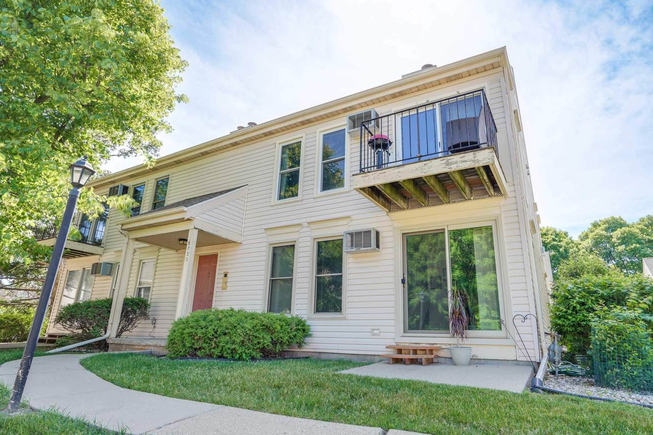 6733 Park Edge Drive - Photo 1