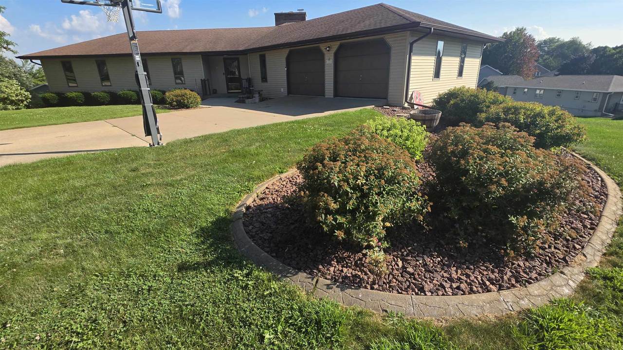 445 Arbor Oaks Lane - Photo 1