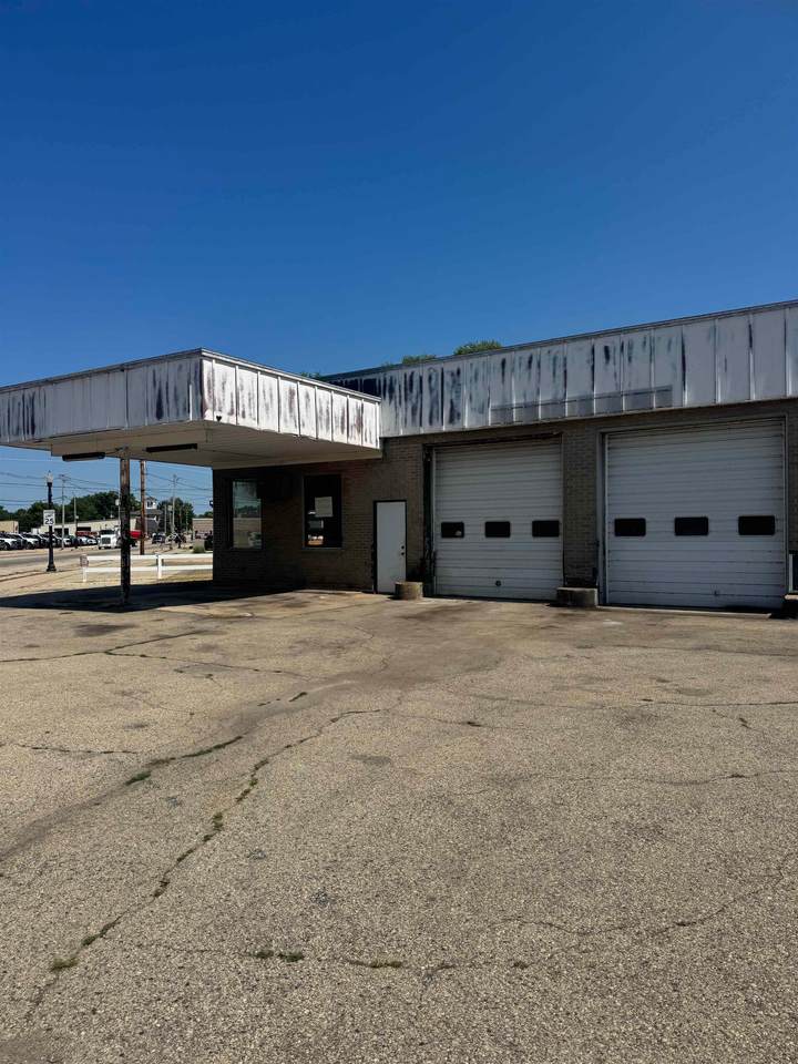 631 Main Street - Photo 1