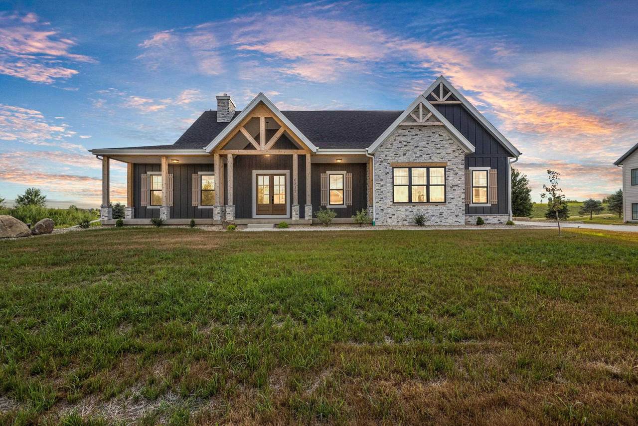 6811 Angelica Trail - Photo 1