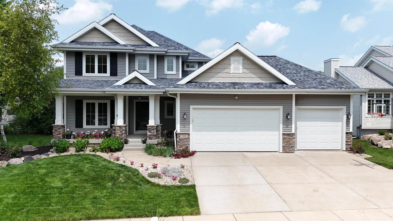 709 Pleasant Valley Parkway - Photo 1