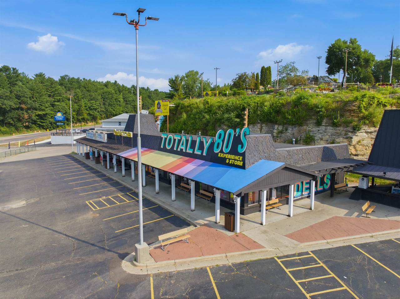2462 Wisconsin Dells Parkway - Photo 1