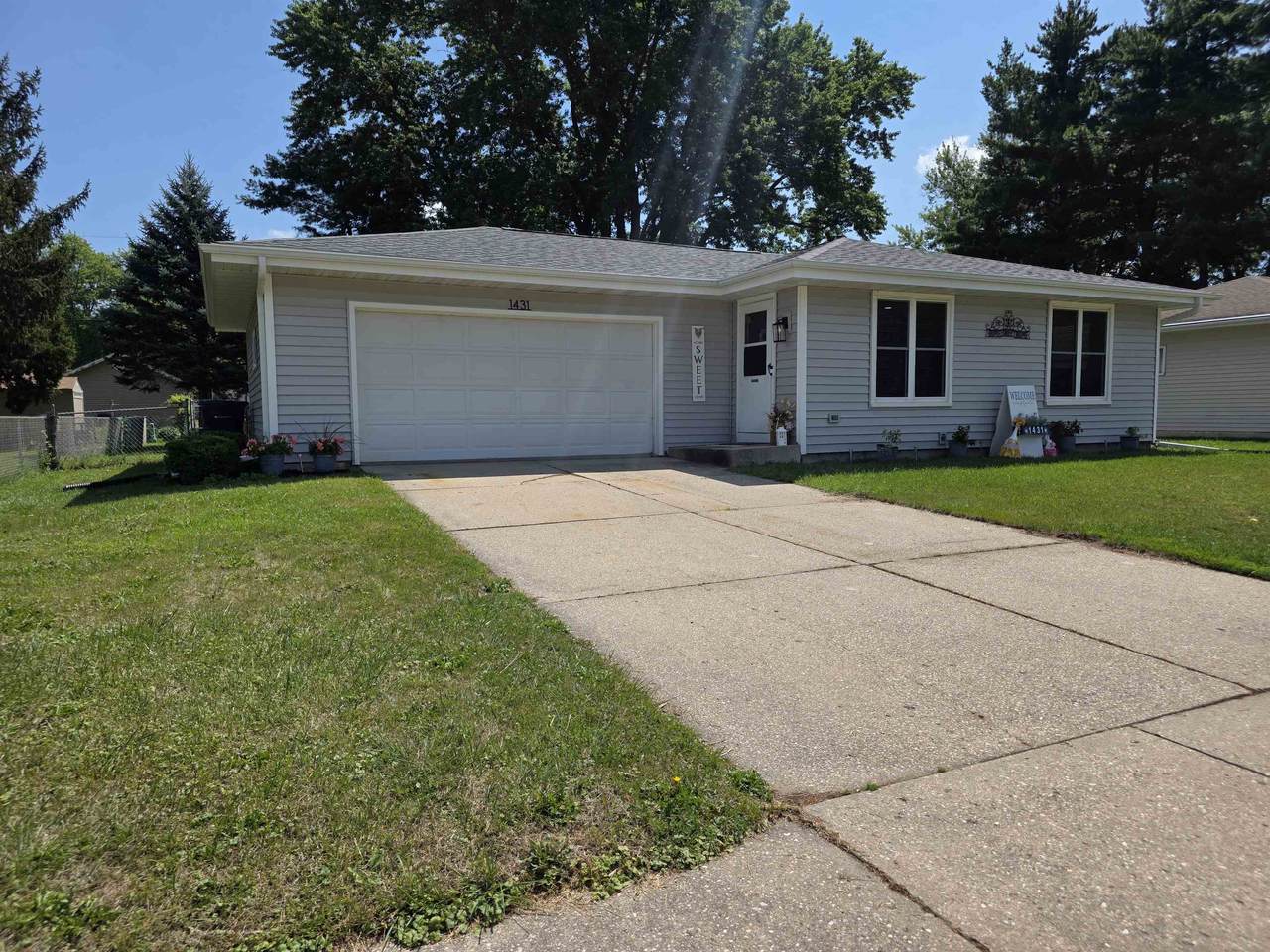 1431 Chatham Street - Photo 1
