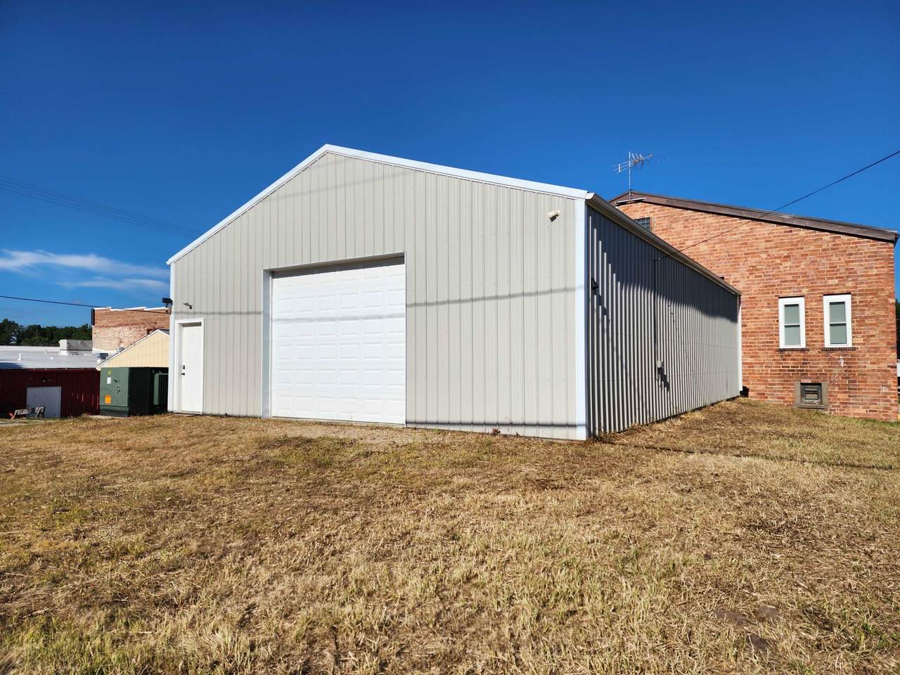 105 South Street - Photo 1