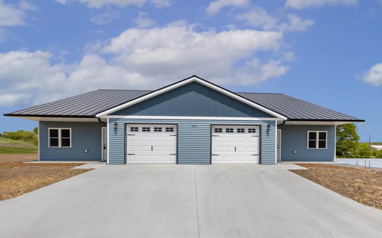 627 Salsbery Circle - Photo 1