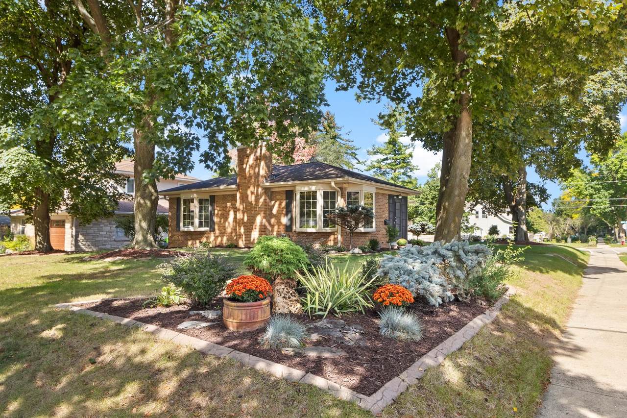 402 Owen Drive - Photo 1