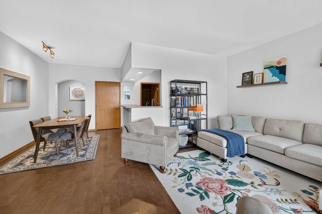 5583 Bantry Lane - Photo 1