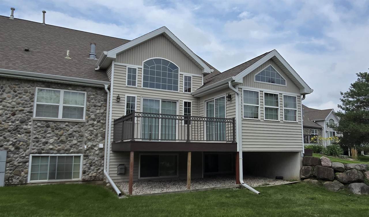 5734 Enchanted View Lane - Photo 1