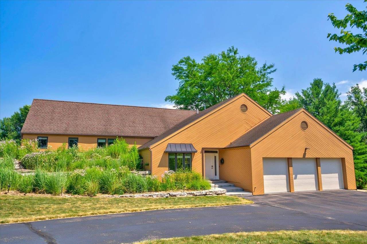 2532 Bigler Circle - Photo 1
