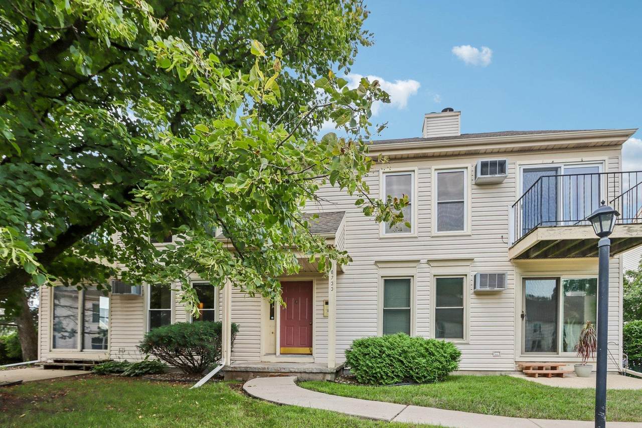 6733 Park Edge Drive - Photo 1