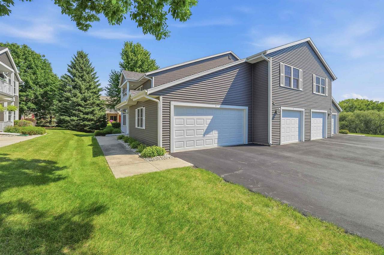212 Mountin Drive - Photo 1