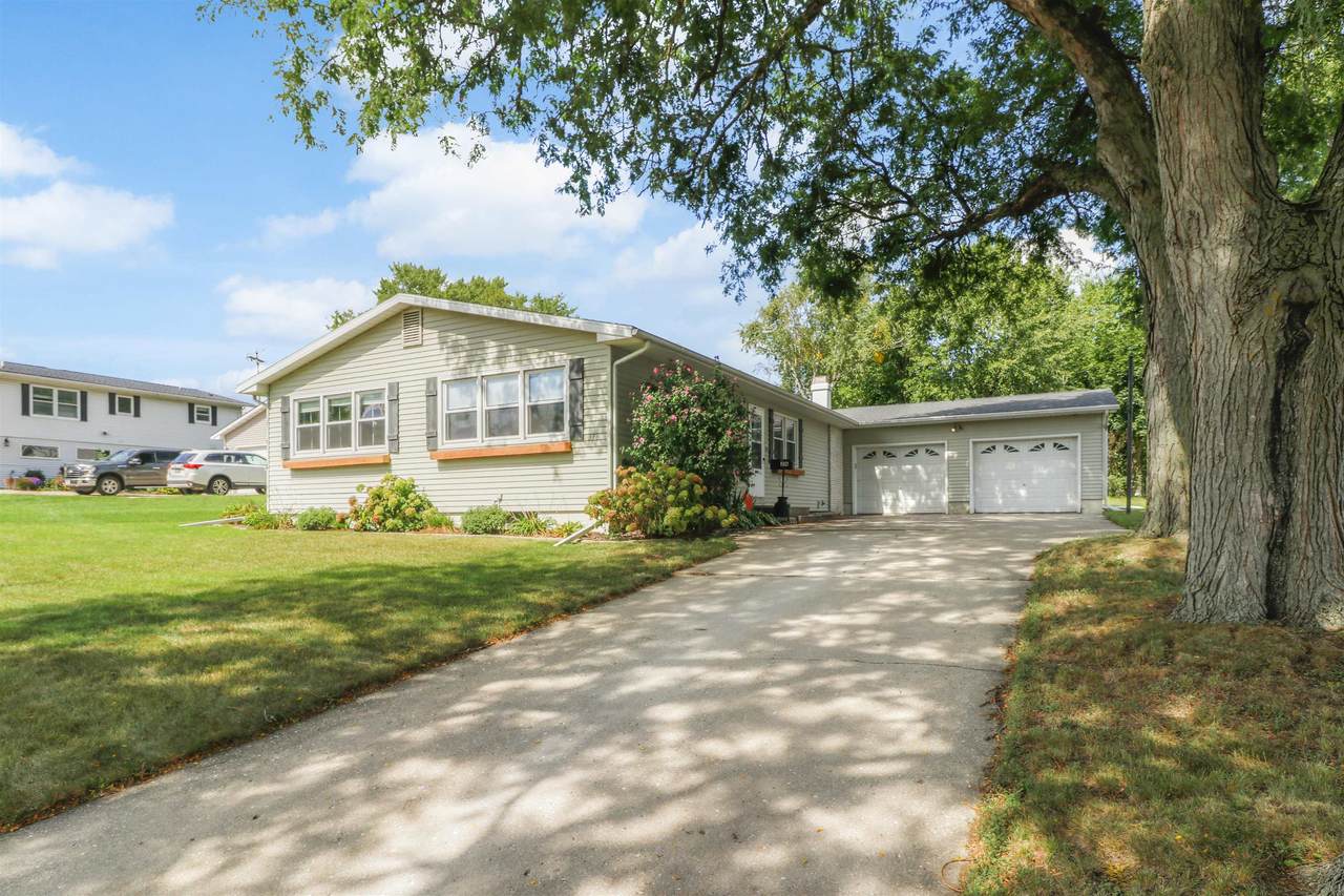316 South Avenue - Photo 1