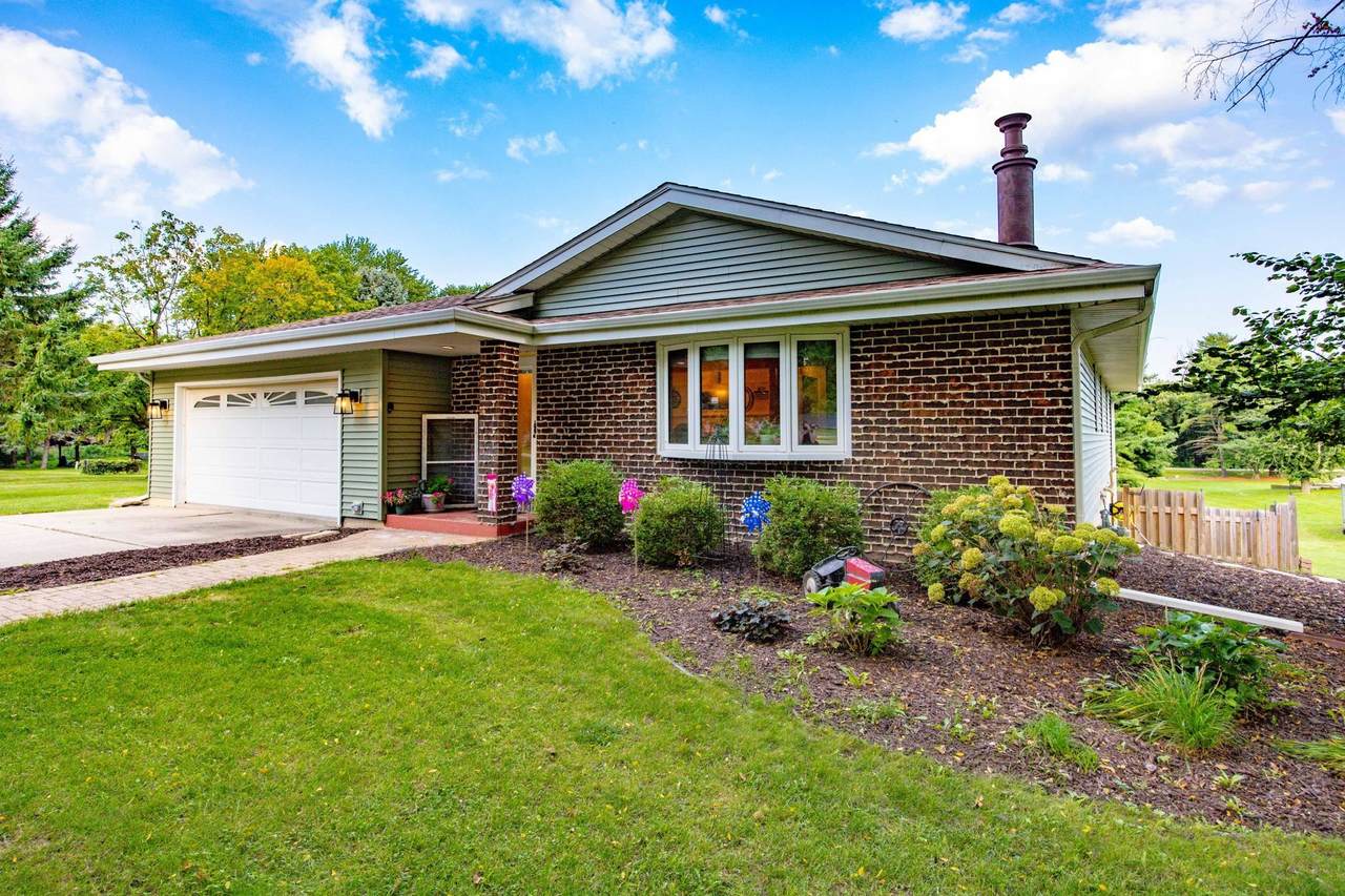 5110 Waverly Drive - Photo 1