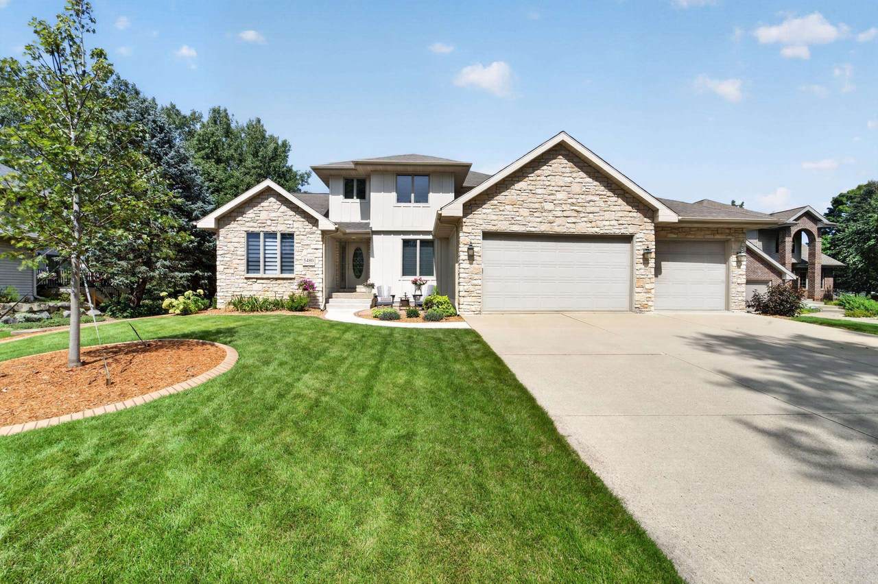 5480 Walden Bay Drive - Photo 1