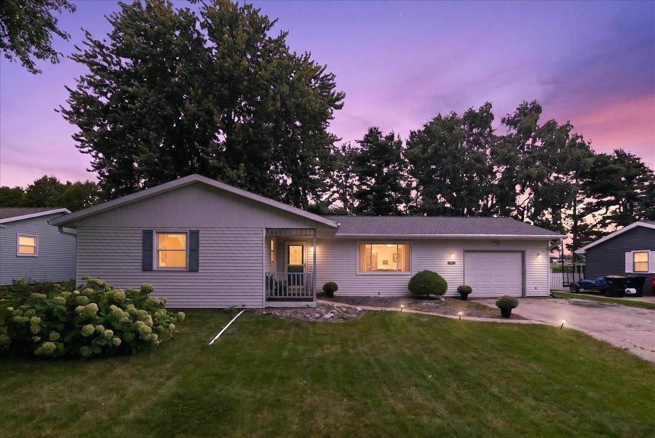 512 Yorktown Road - Photo 1