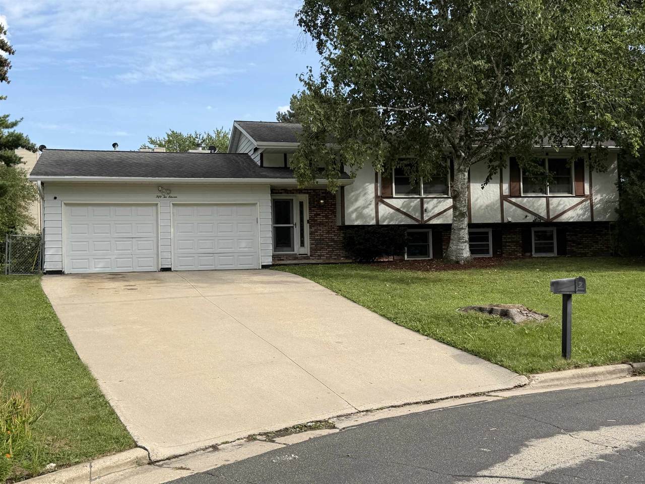 5211 Big Bow Court - Photo 1