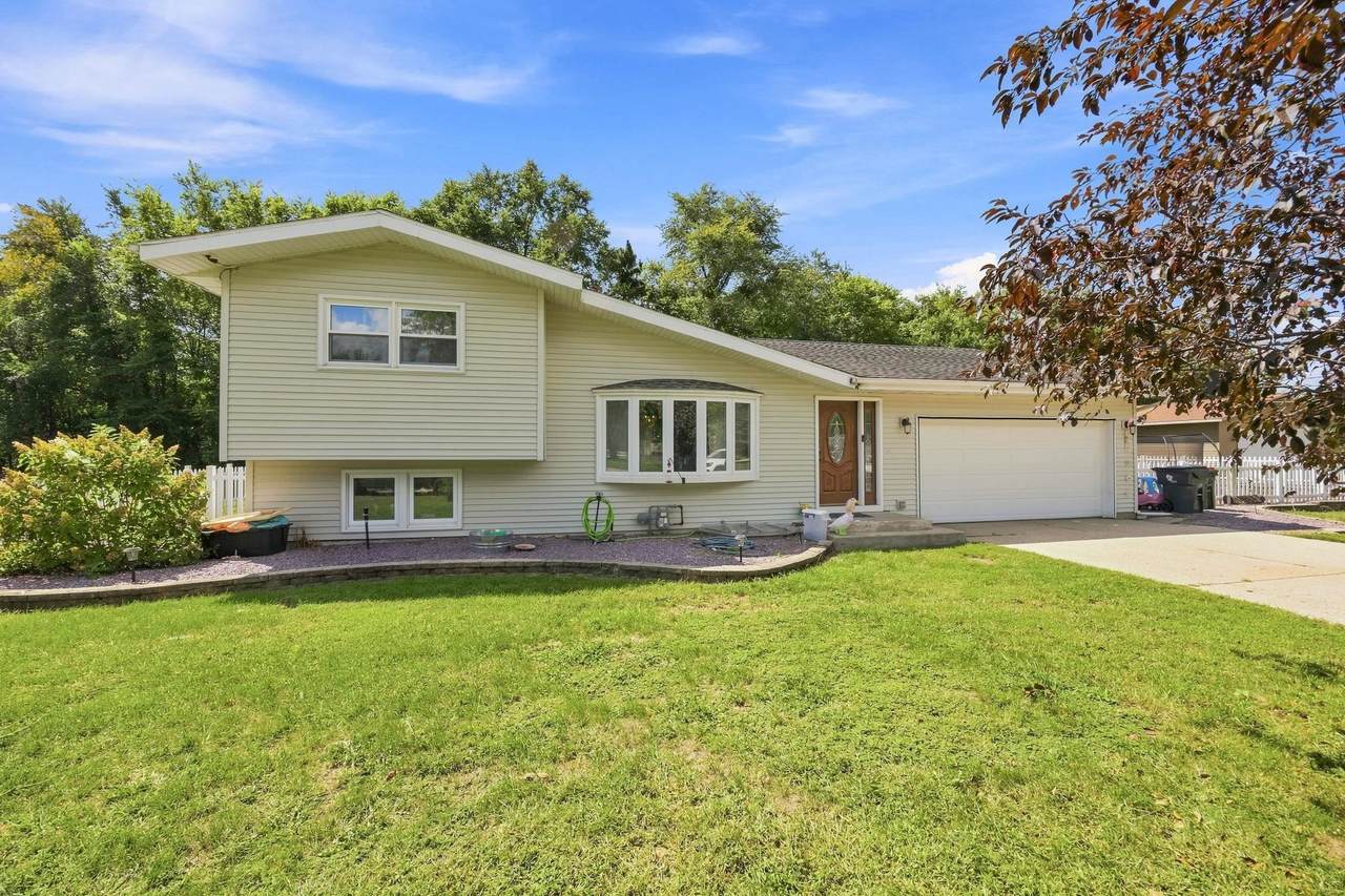 W547 Theresa Court - Photo 1