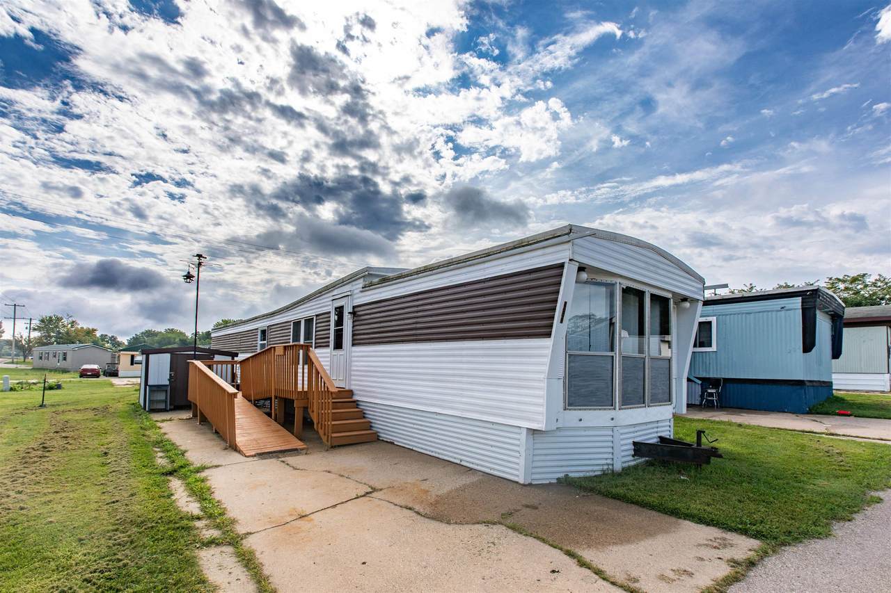 202 2nd Street - Photo 1