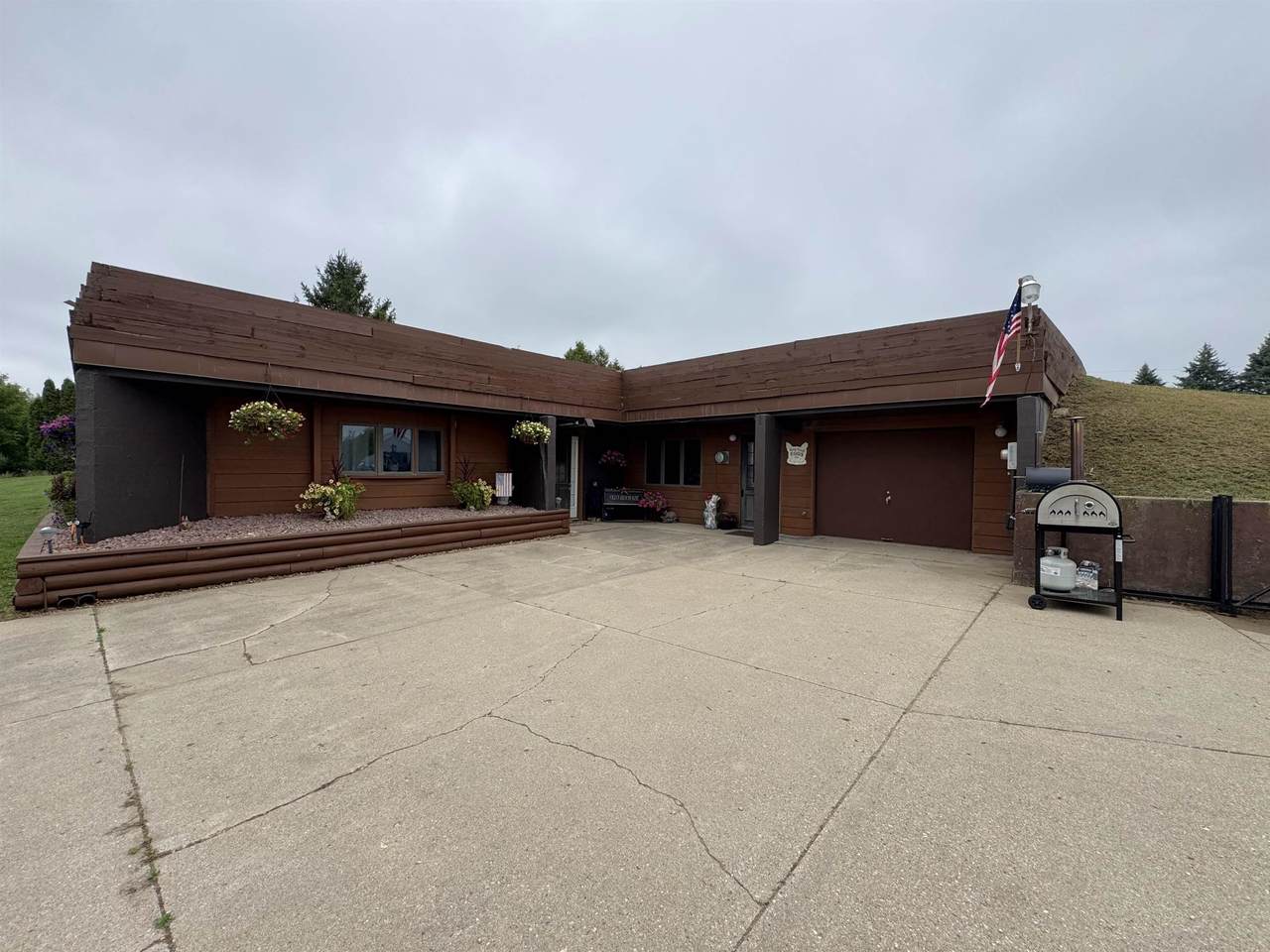 W8203 Hudson Road - Photo 1