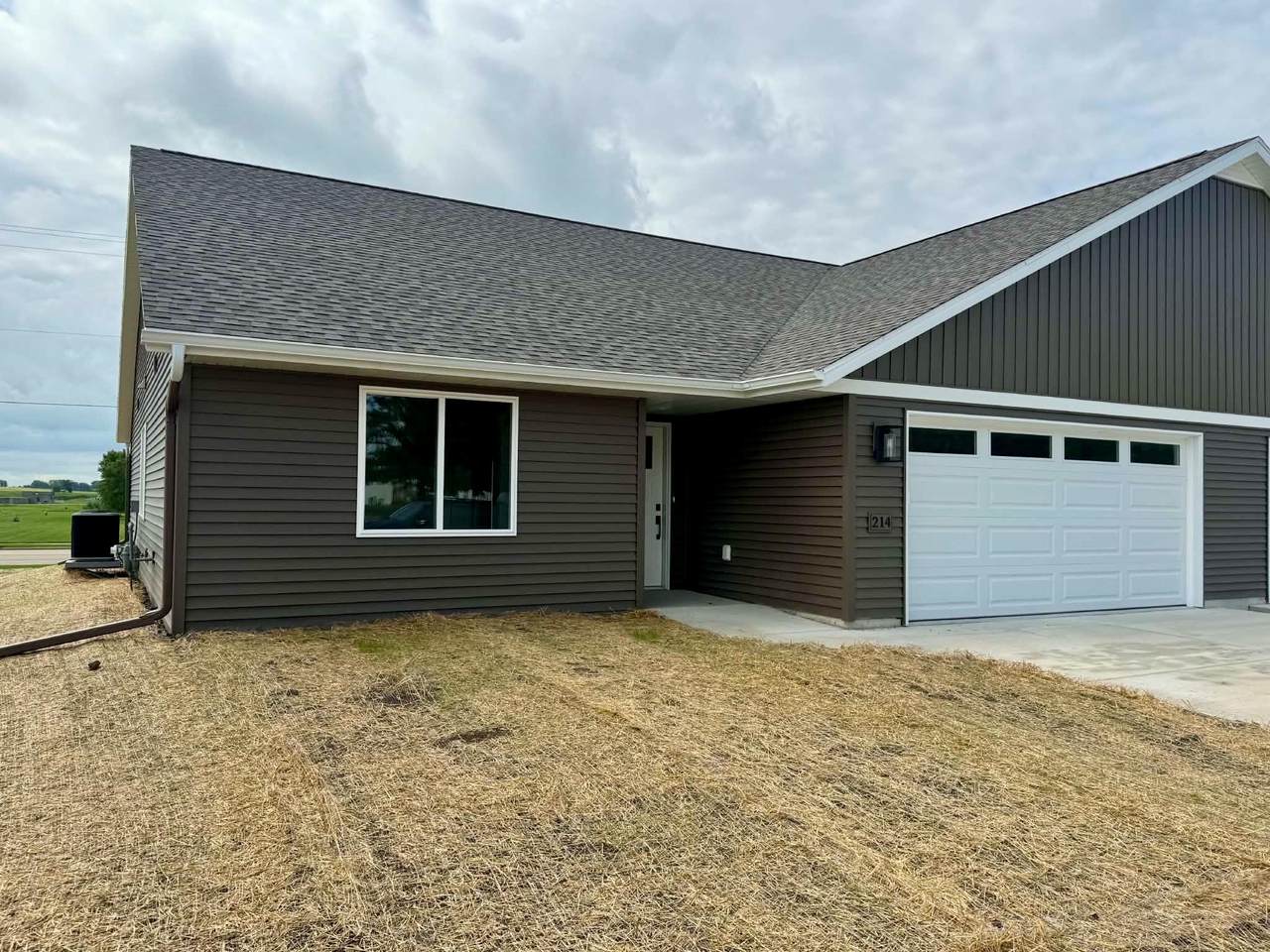 214 Danielle Drive - Photo 1