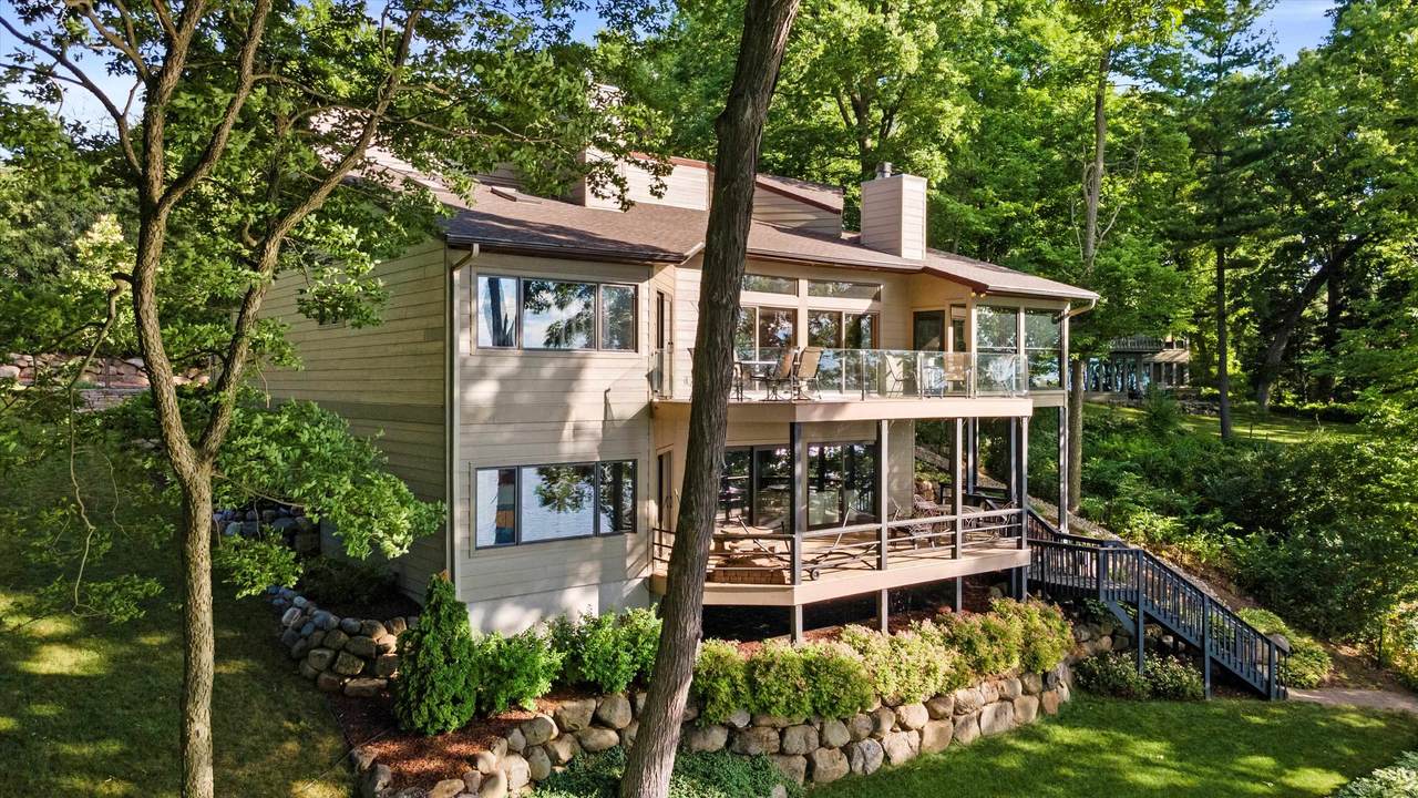 2328 County Road Ab - Photo 1