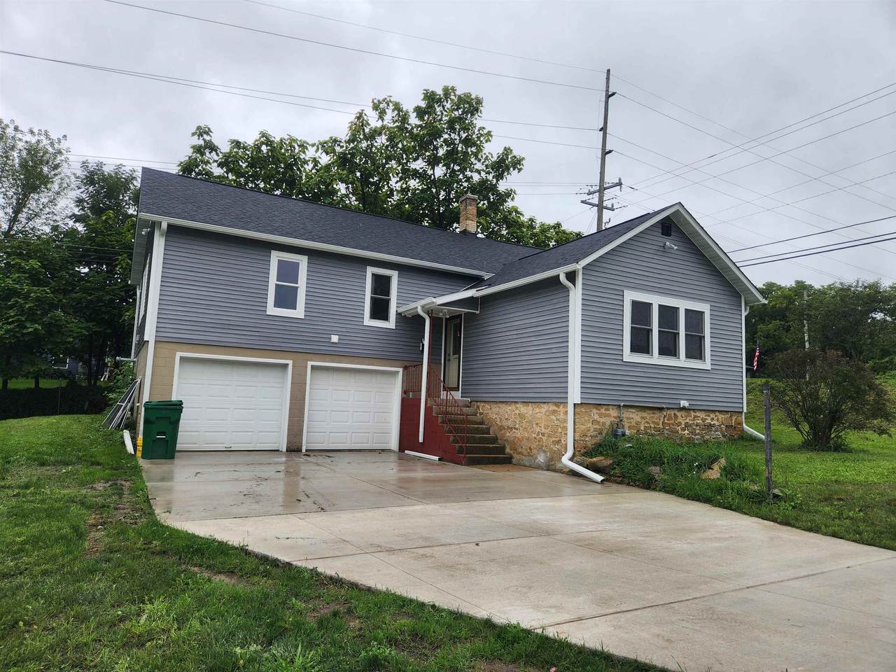 402 Lord Street - Photo 1