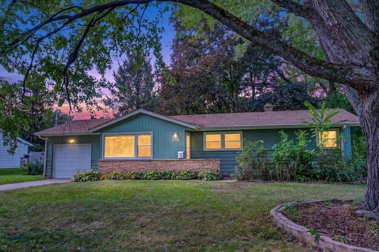 5809 Thrush Lane - Photo 1