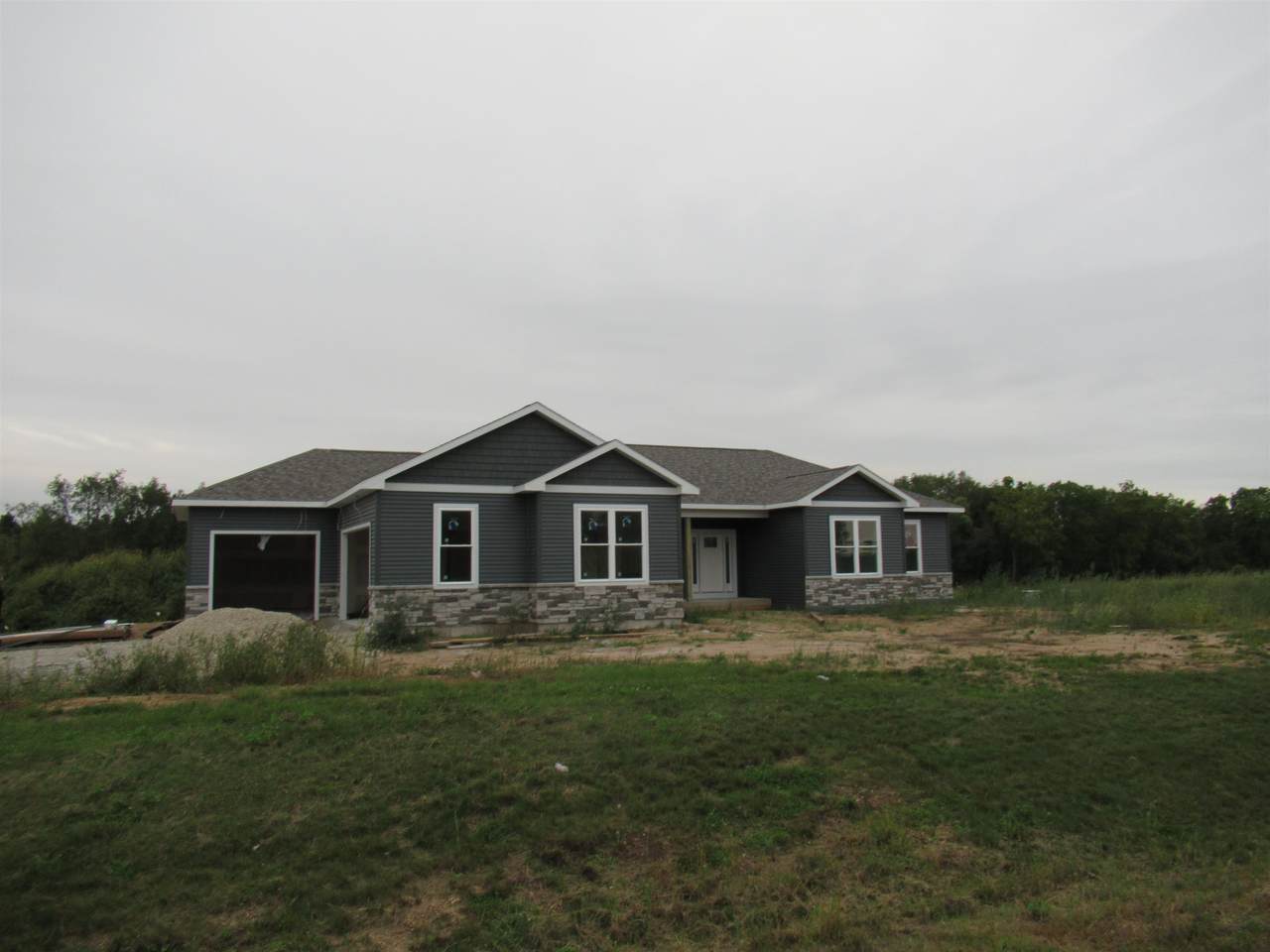 3980 Deer Drive - Photo 1