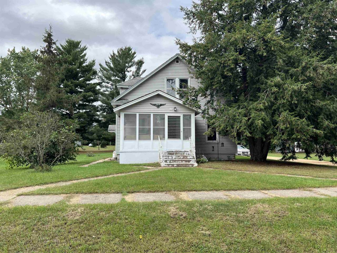 527 Iowa Street - Photo 1