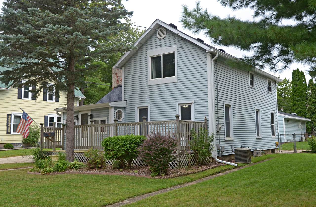 606 Sherman Avenue - Photo 1