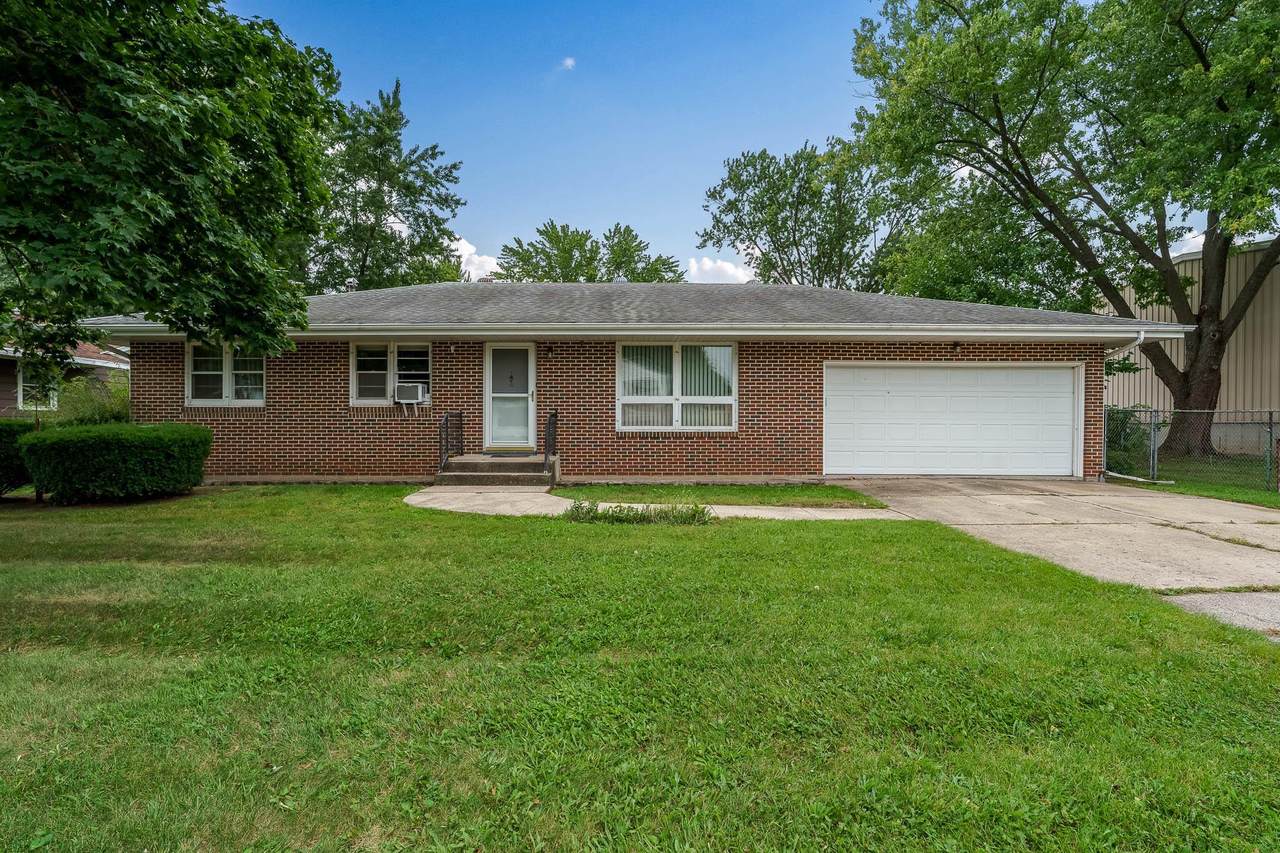 1726 Avon Court - Photo 1