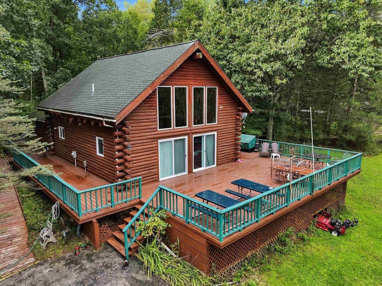 373 Fish Court - Photo 1