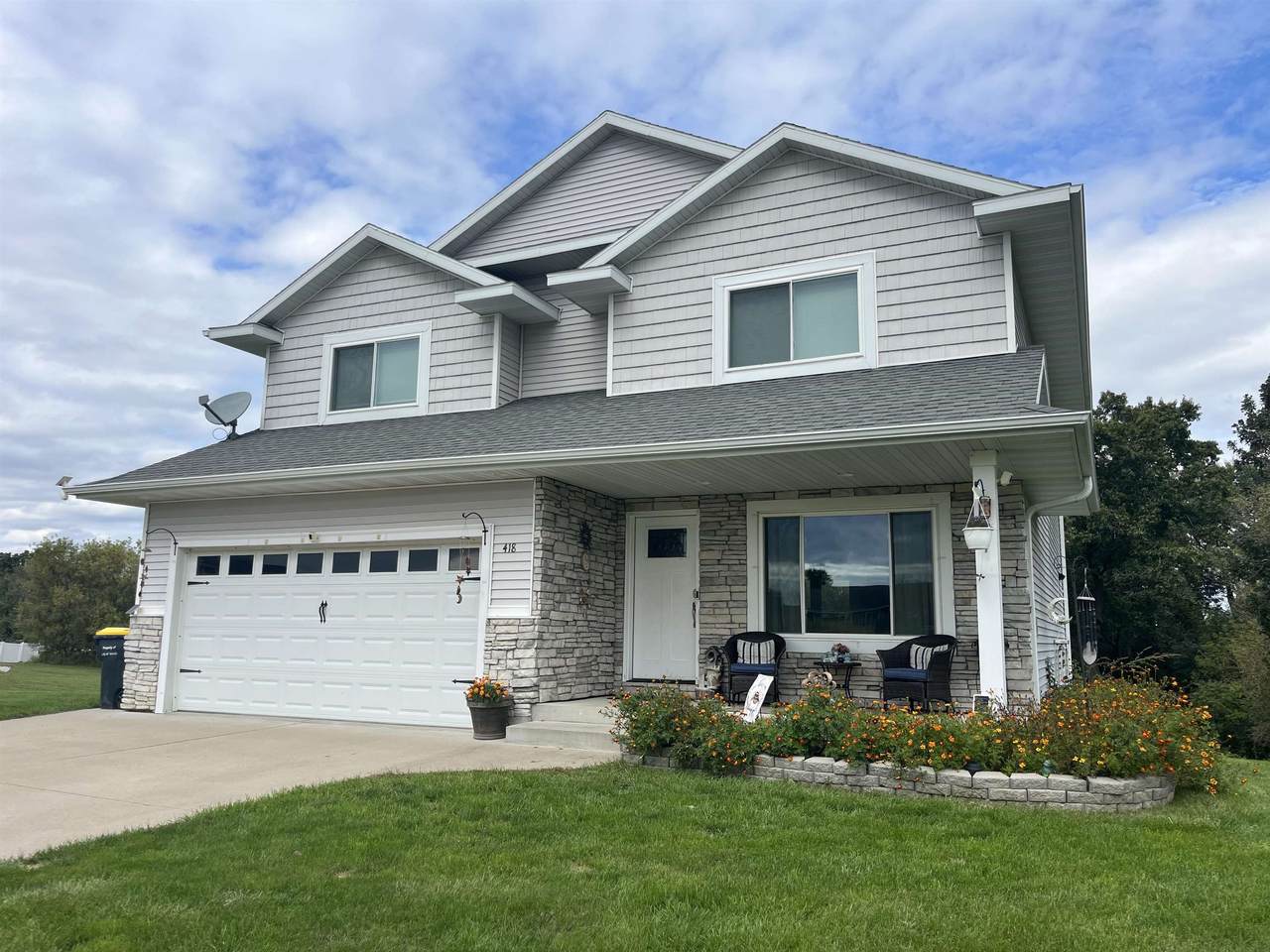 418 Alyssa Street - Photo 1