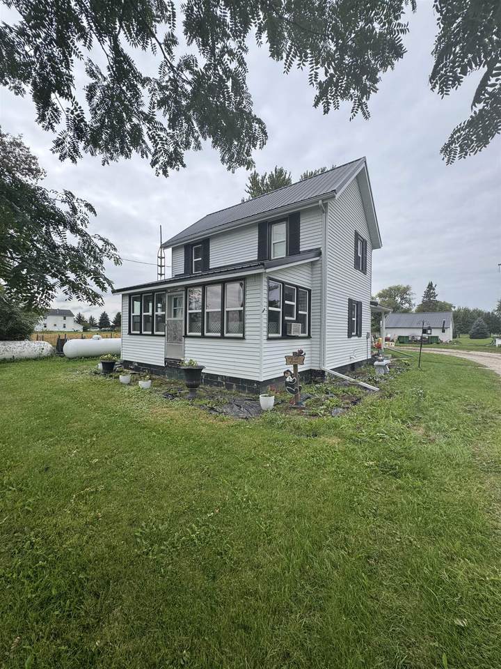 N7850 Douglas Street - Photo 1