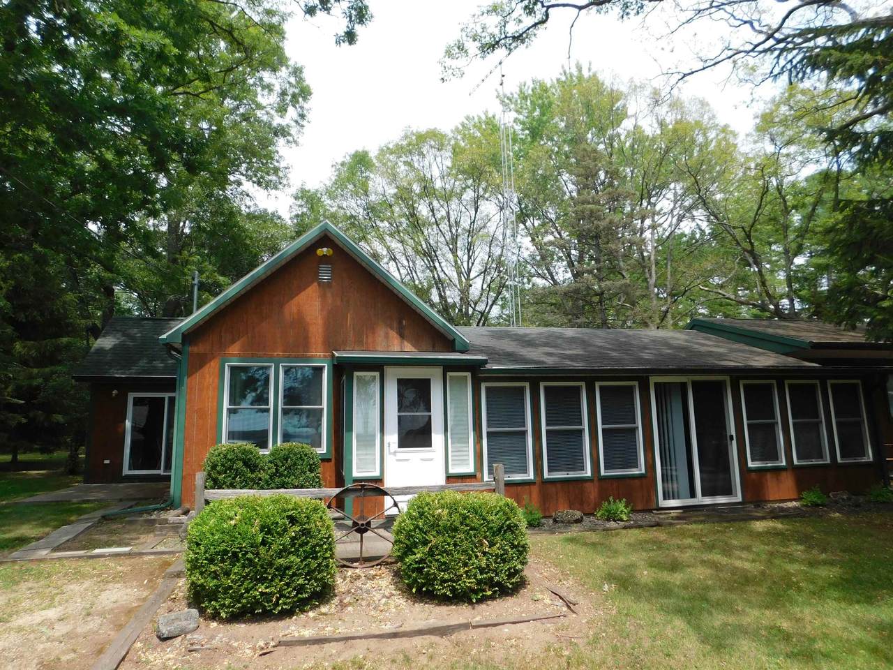 W604 Toepper Drive - Photo 1