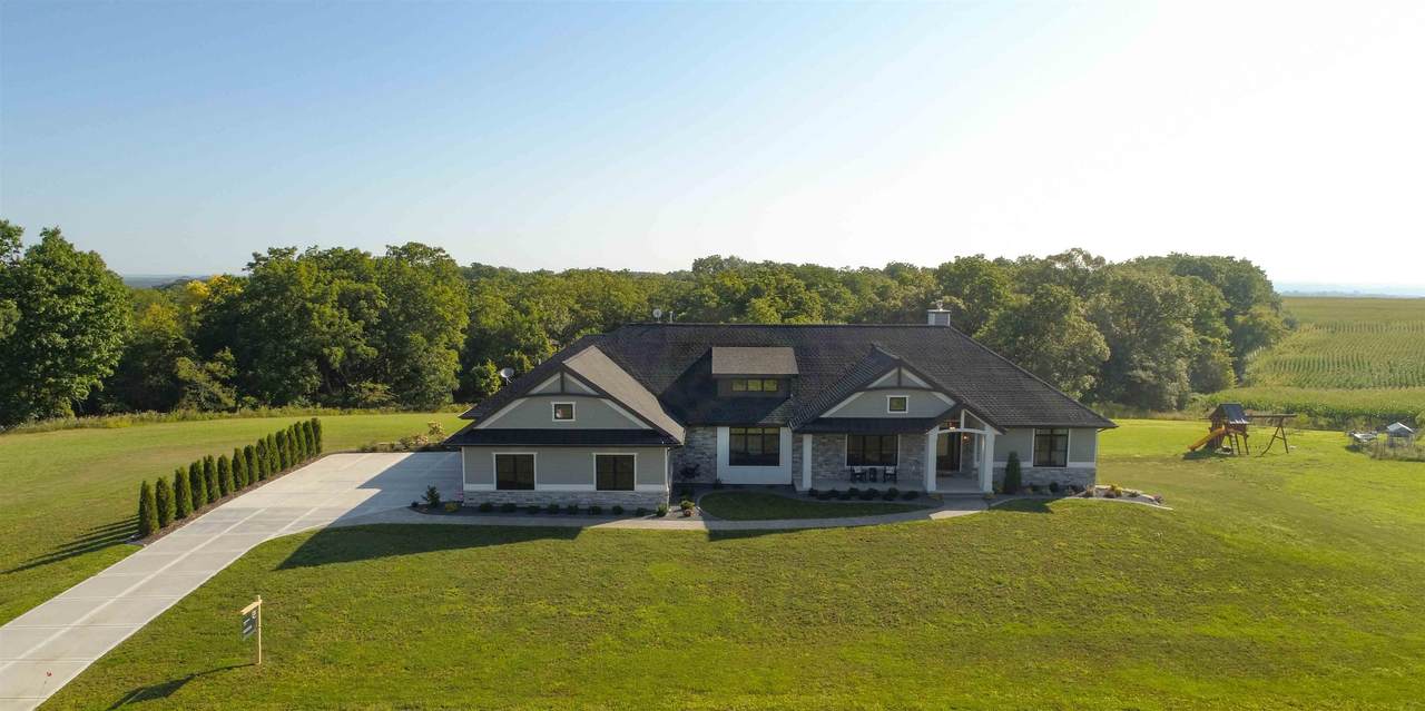 N9224 Crawford Ln - Photo 1
