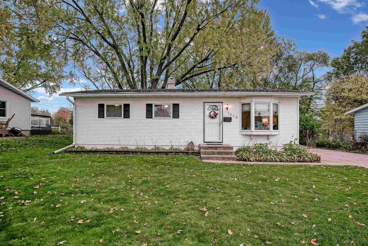 1909 Shelley Ln - Photo 1