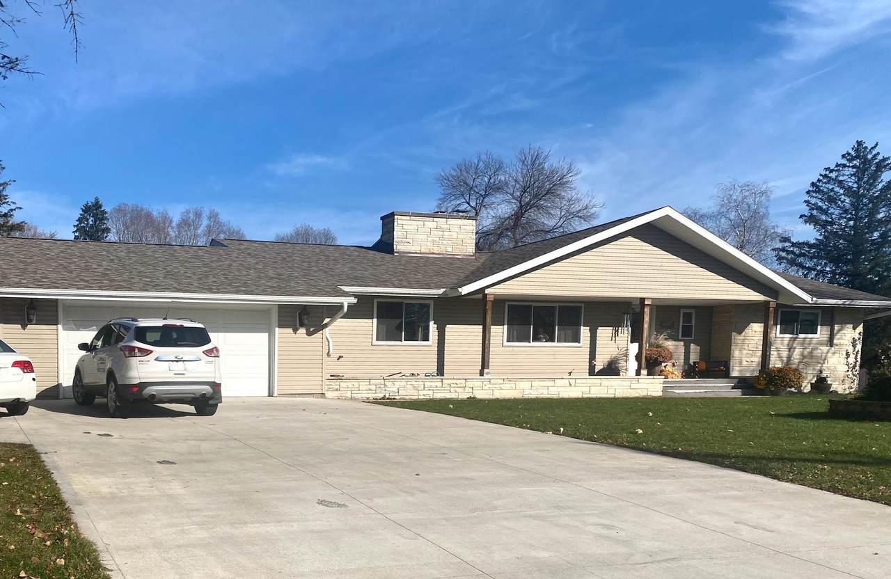 600 Sunset Ln - Photo 1