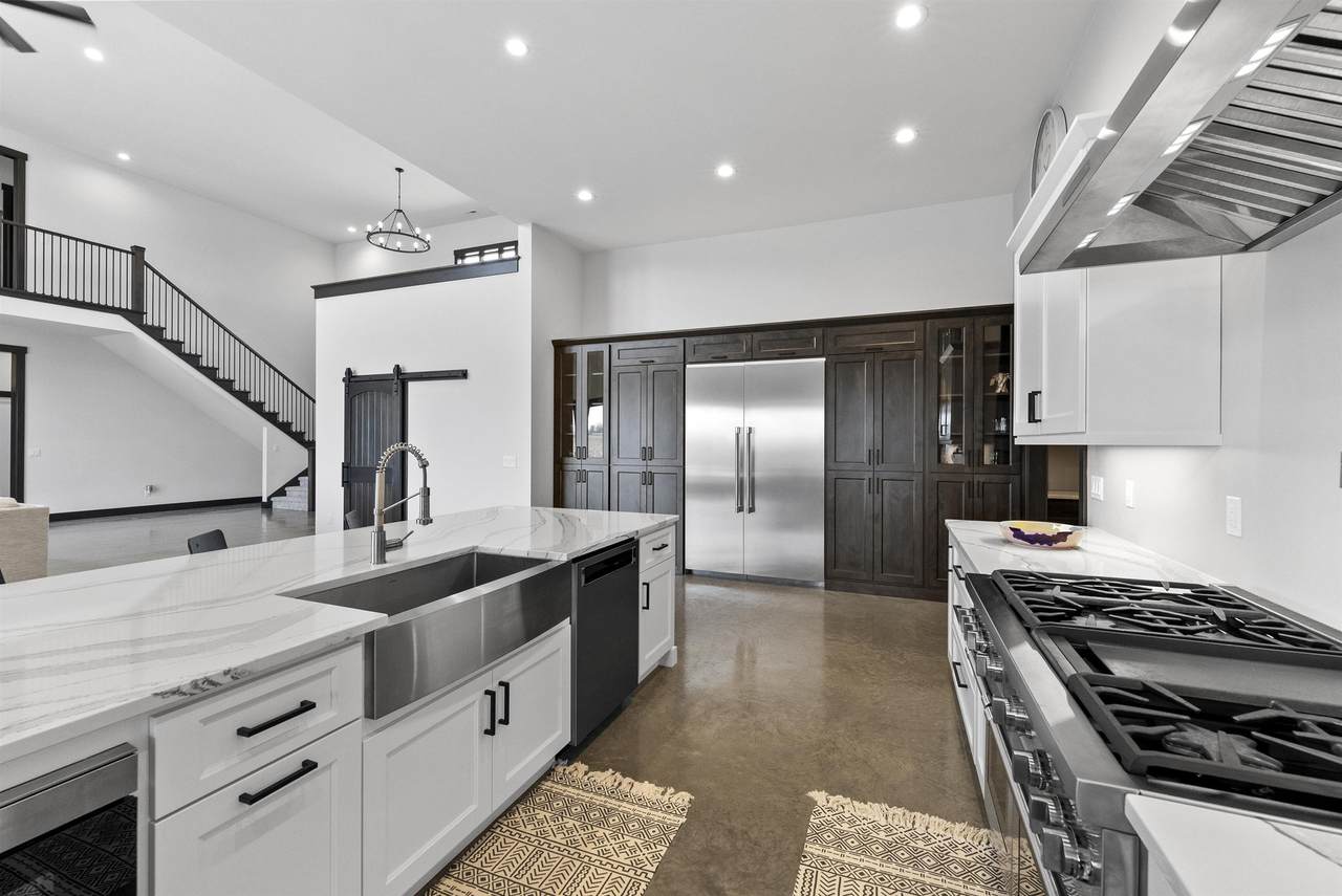 392 Lake Kegonsa Rd - Photo 1