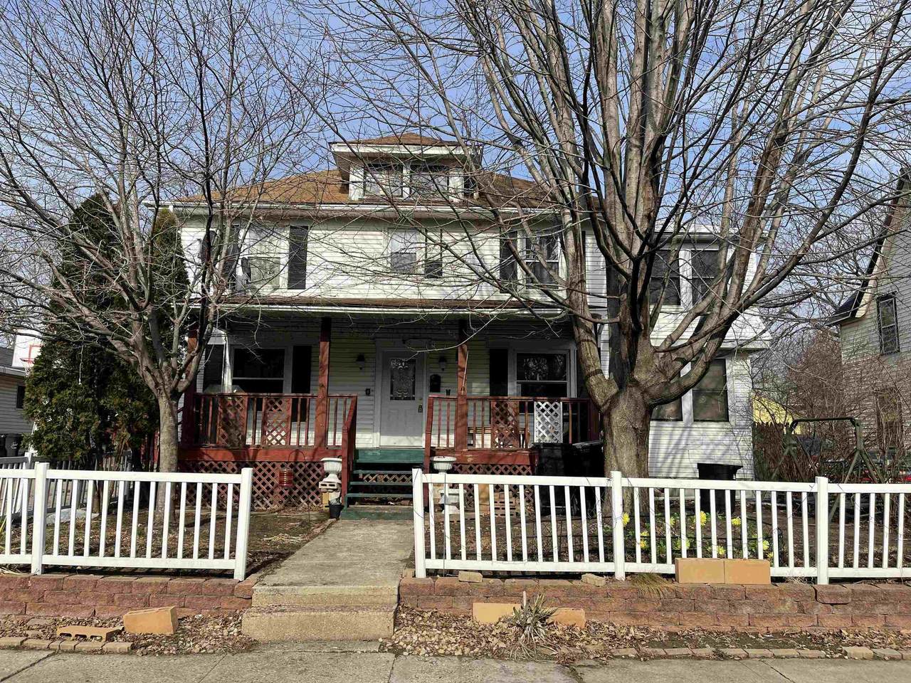 1250 Central Ave - Photo 1